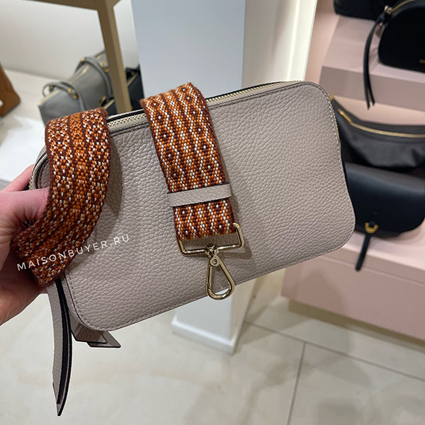 сумка COCCINELLE JEN CAMERA BAG Powder Pink / Пудра