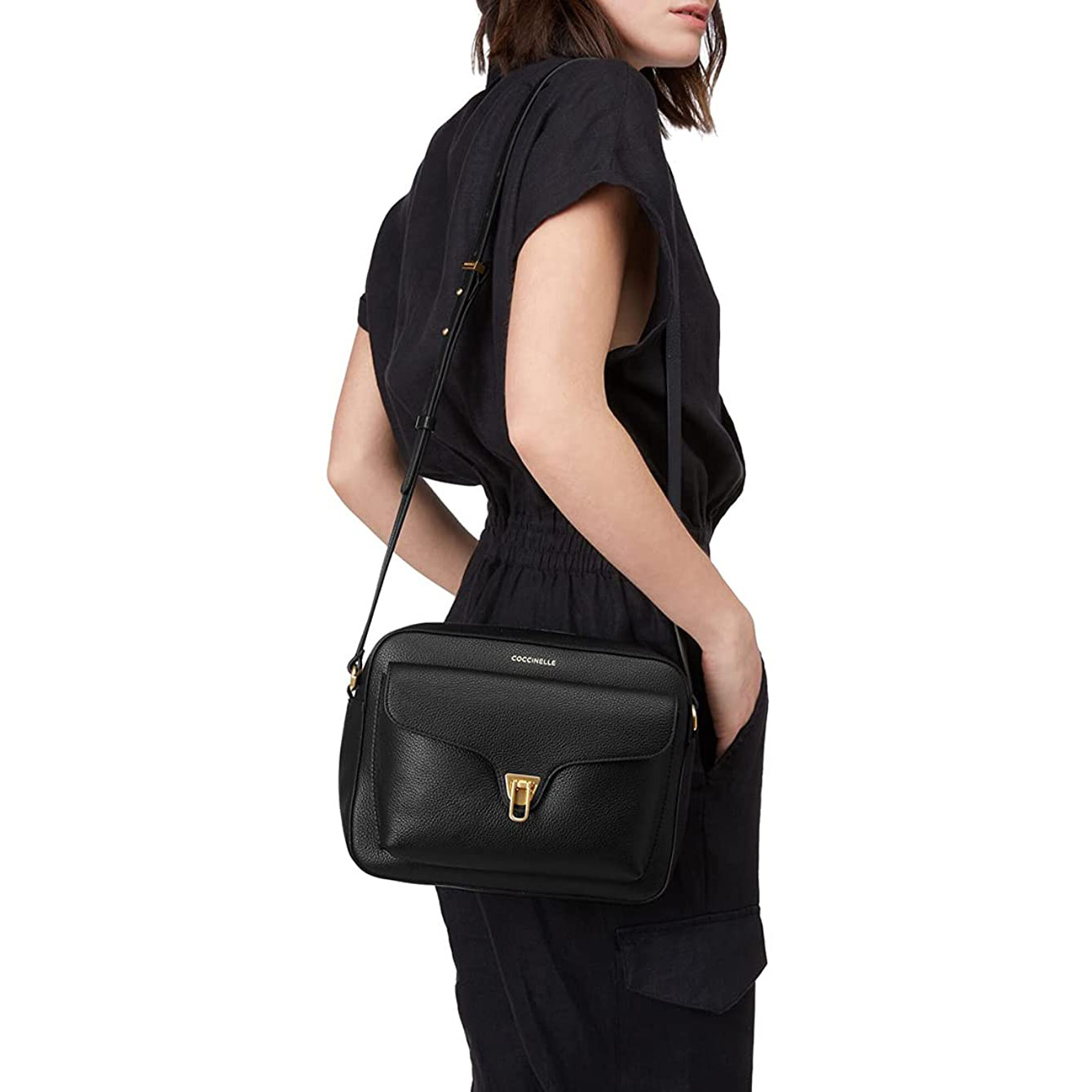 COCCINELLE BEAT MEDIUM SOFT CROSSBODY BAG Noir / Черный