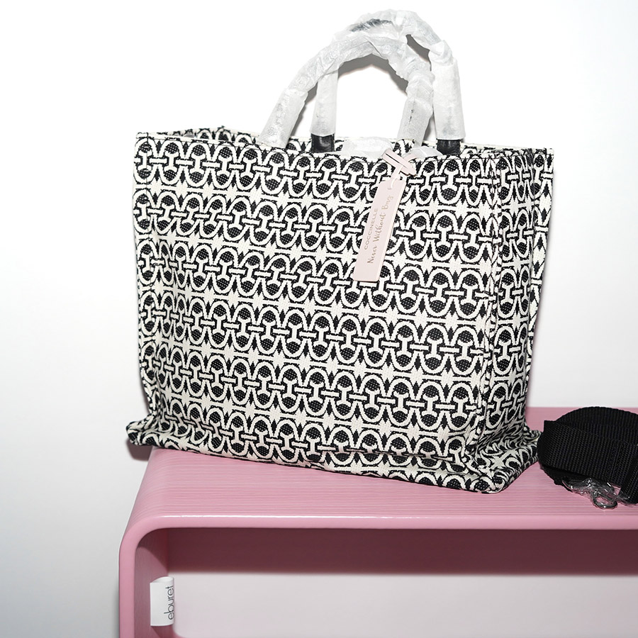COCCINELLE NEVER WITHOUT BAG JACQUARD LARGE Multi Noir / Черно-белый