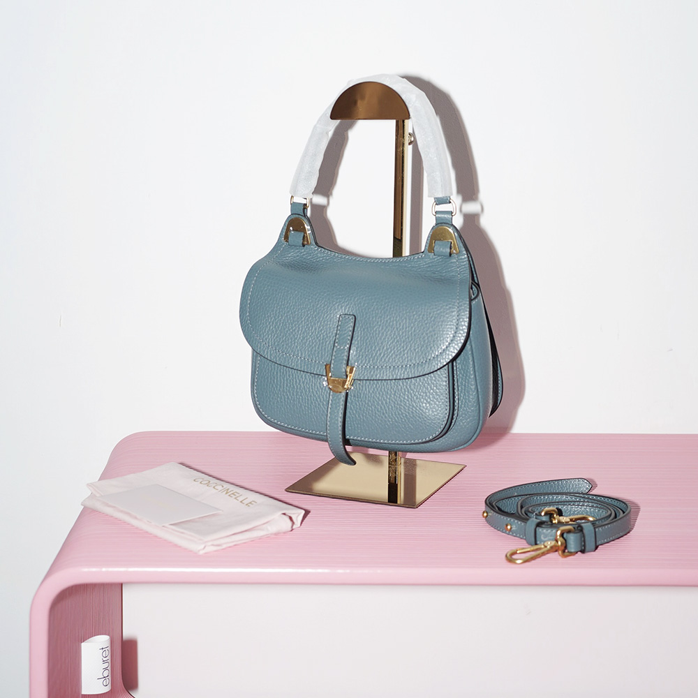COCCINELLE FAUVE MINI Shark grey / Серо-голубой