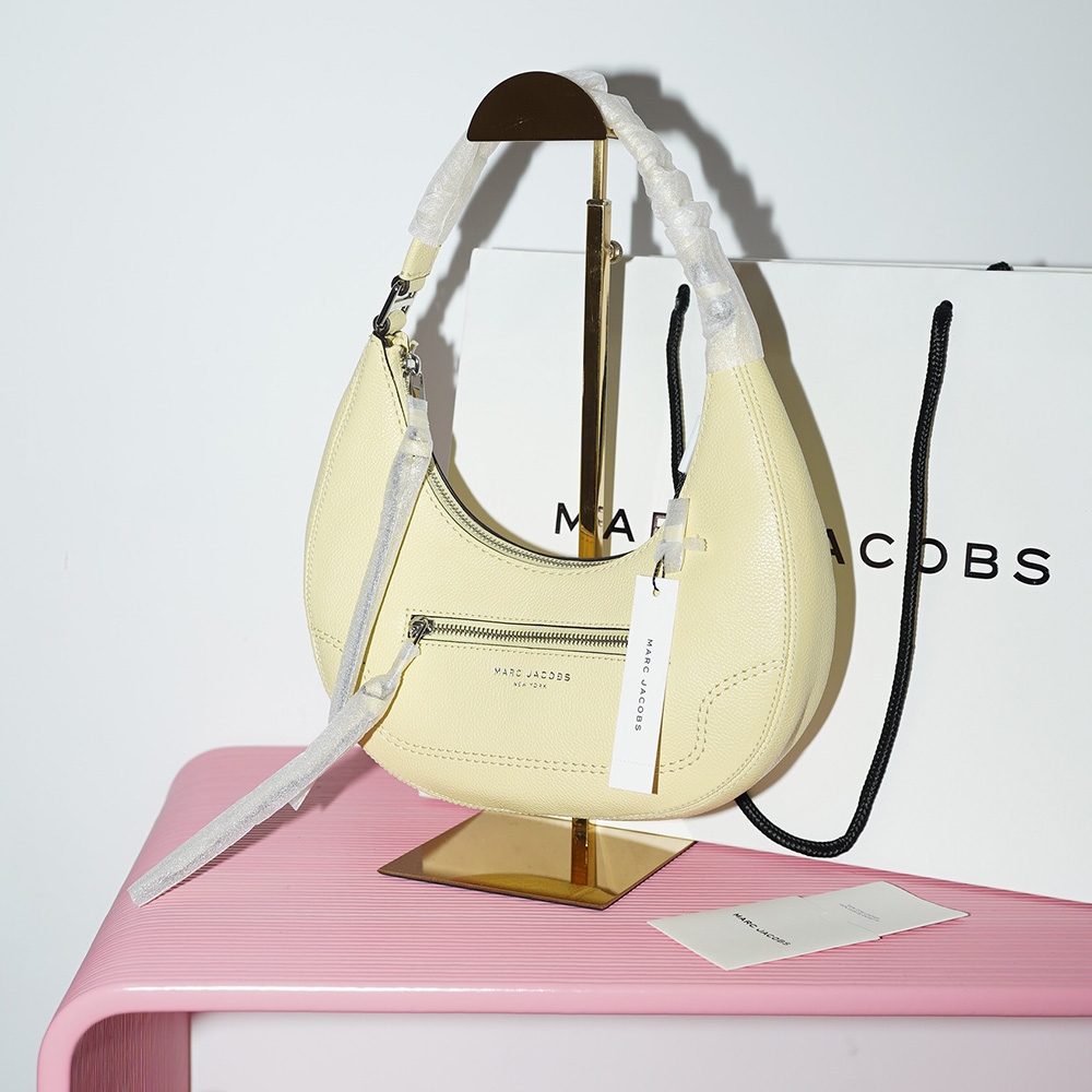 СУМКА MARC JACOBS CRESCENT French Vanilla / Ваниль M00006