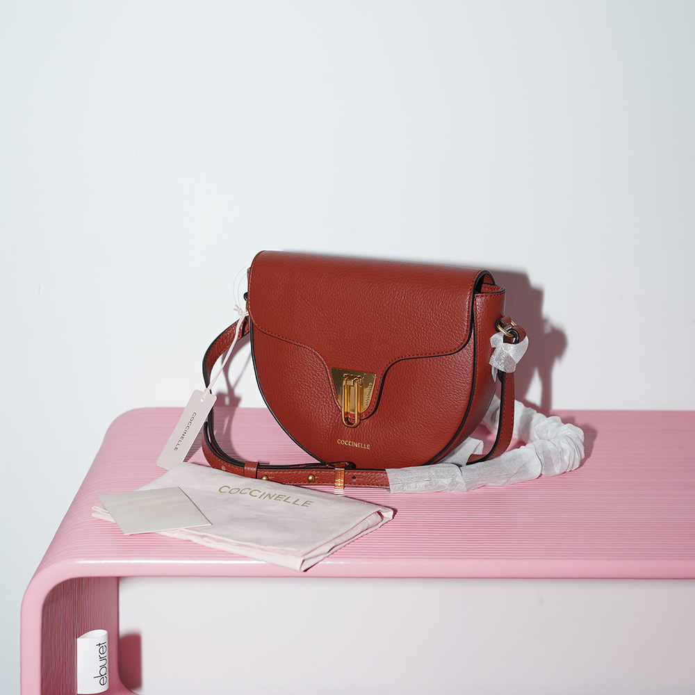 COCCINELLE BEAT SADDLE SOFT MINI Acero / Кирпично-красный