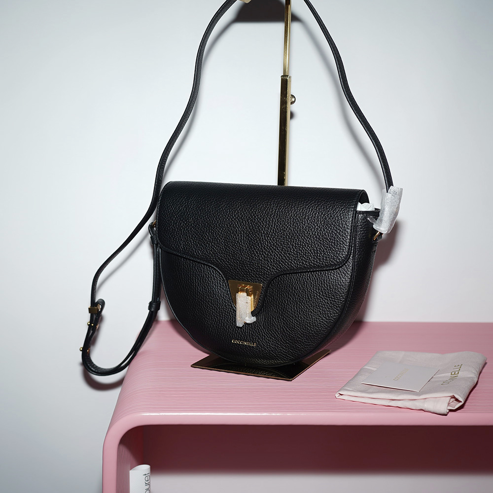 COCCINELLE BEAT SADDLE SOFT MEDIUM Noir / Черный
