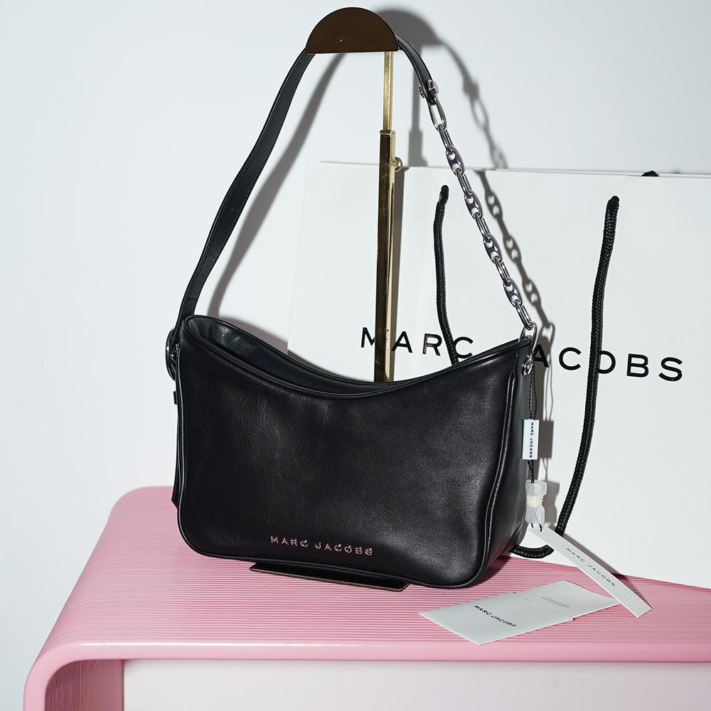 MARC JACOBS TEMPO BAGUETTE SHOULDER BAG Black M00009