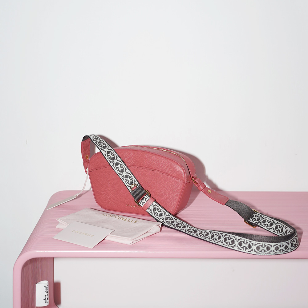 COCCINELLE ENCHANTEUSE Cranberry / Клюквенный