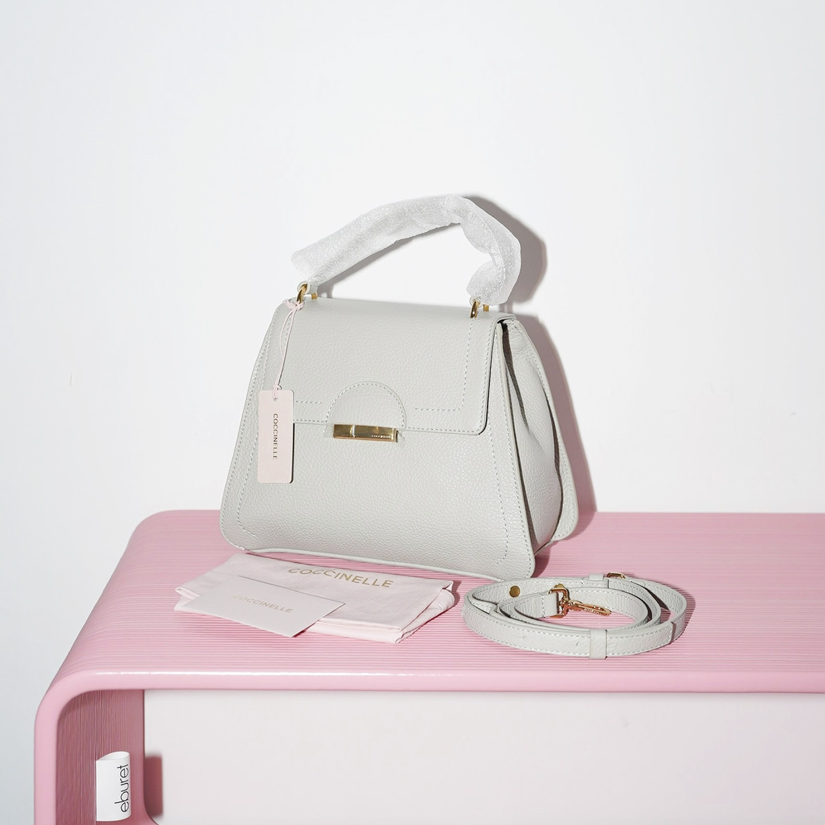 COCCINELLE TALEA MEDIUM TOP HANDLE Gelso / Серо-беж