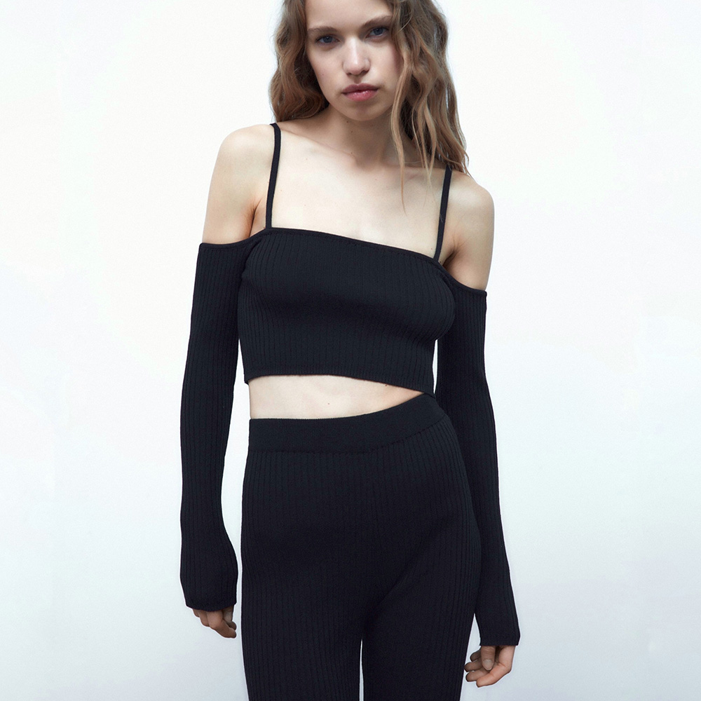 УКОРОЧЕННЫЙ ТРИКОТАЖНЫЙ ТОП ZARA ЦВЕТ ЧЕРНЫЙ M00369