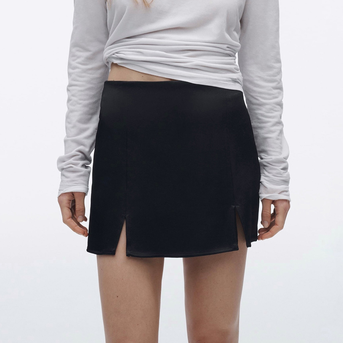 ЮБКА-ШОРТЫ ZARA SATIN SKORT BLACK M00545