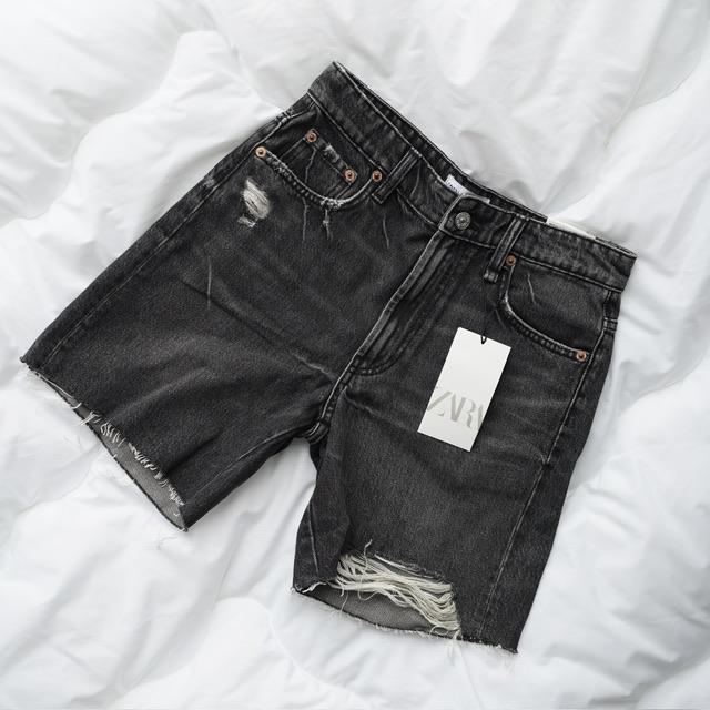 ДЖИНСОВЫЕ ШОРТЫ БЕРМУДЫ ZARA ЦВЕТ СЕРЫЙ M00594