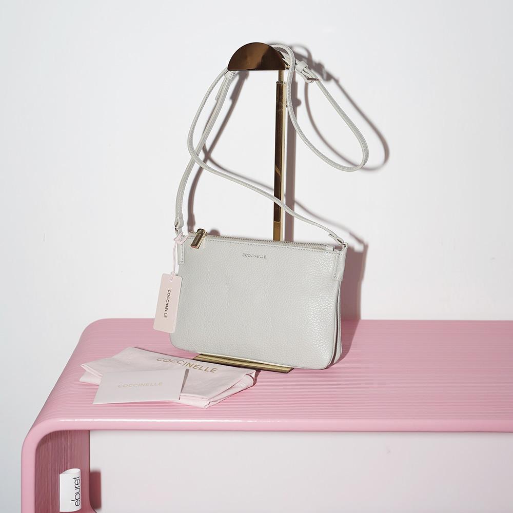 COCCINELLE CROSSBODY Gelso / Серо-бежевый M00074