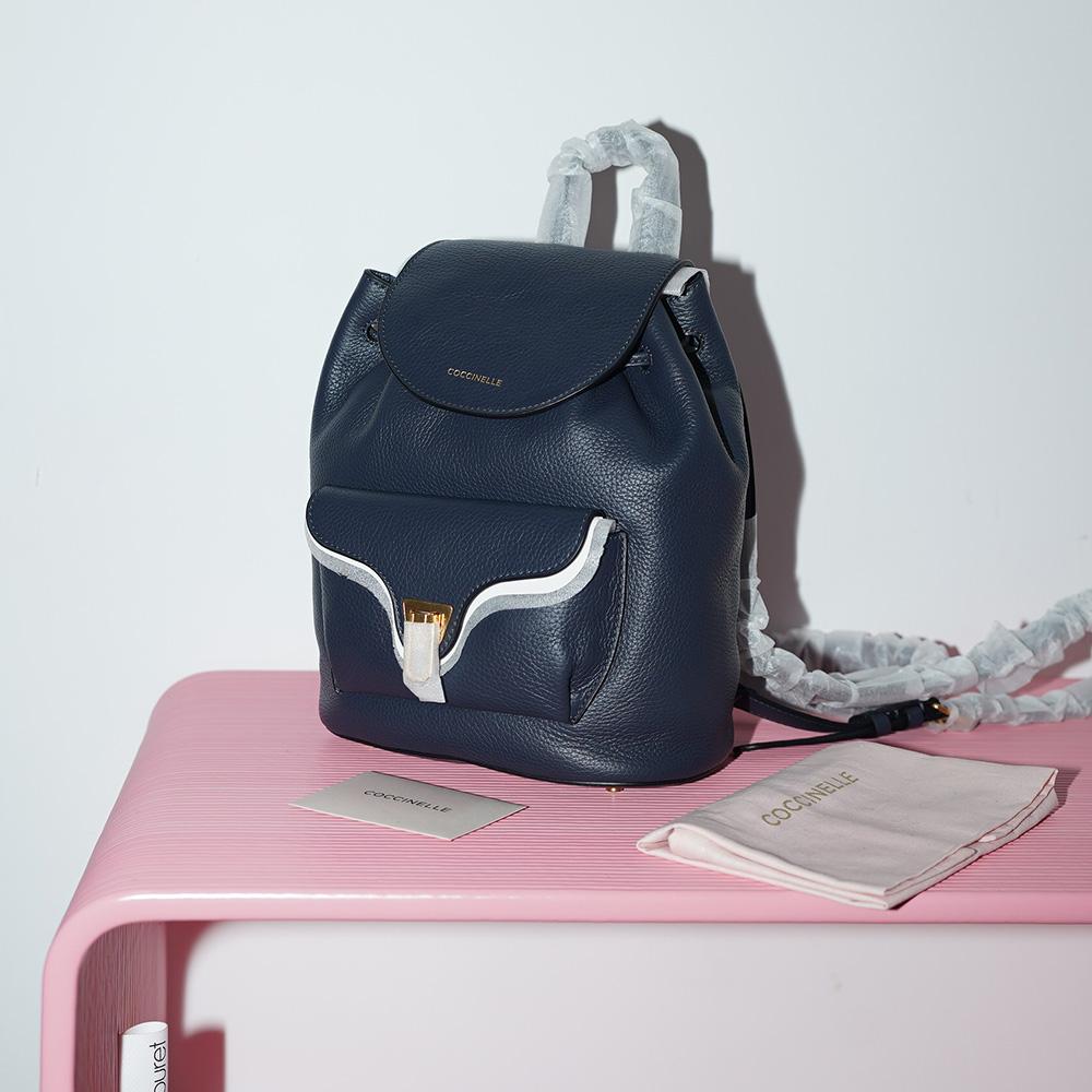 РЮКЗАК COCCINELLE BEAT BACKPACK MINI Midnight blue / Темно-синий M00094