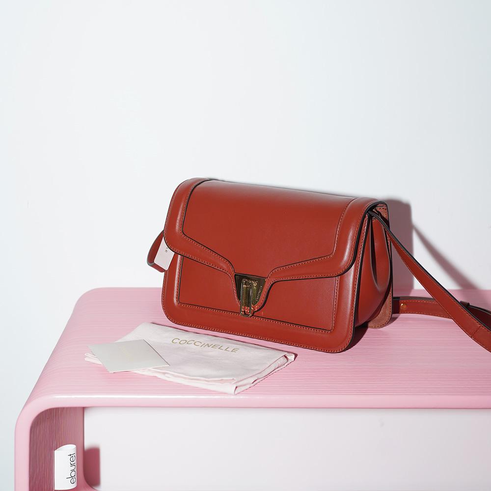 COCCINELLE MARVIN TWIST LARGE Acero / Кленово-красный M00044
