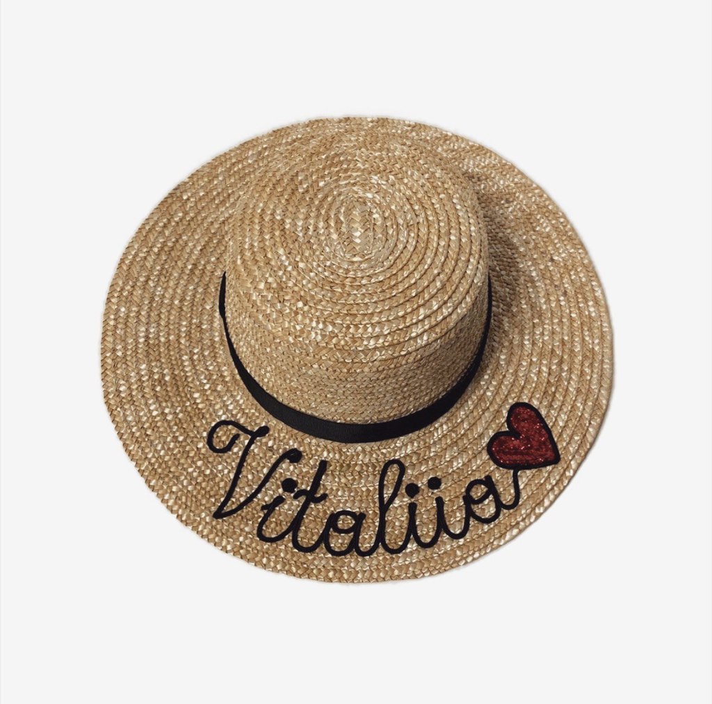 Канотье из соломы с ручной вышивкой персонализация и полями 8 см.