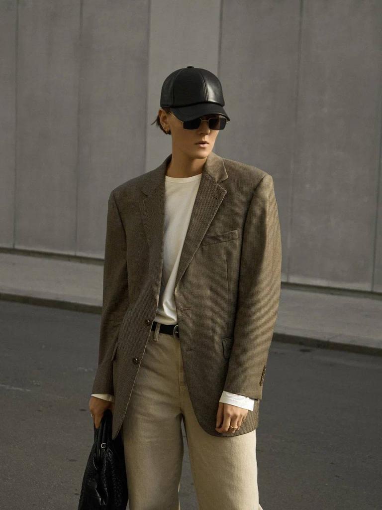 Бейсболка из матовой итальянской кожи/черная