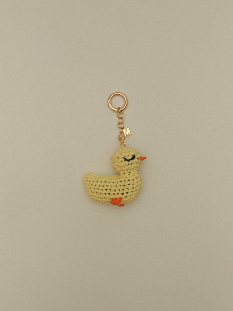 Брелок из рафии DUCK