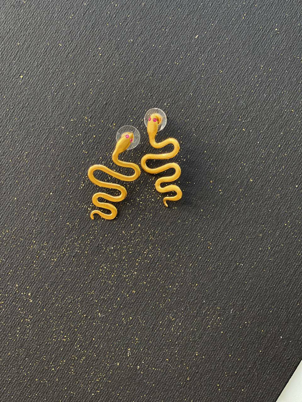 Серьги «змейка»
