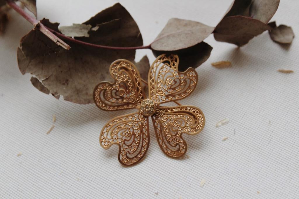 Винтажная брошь-10