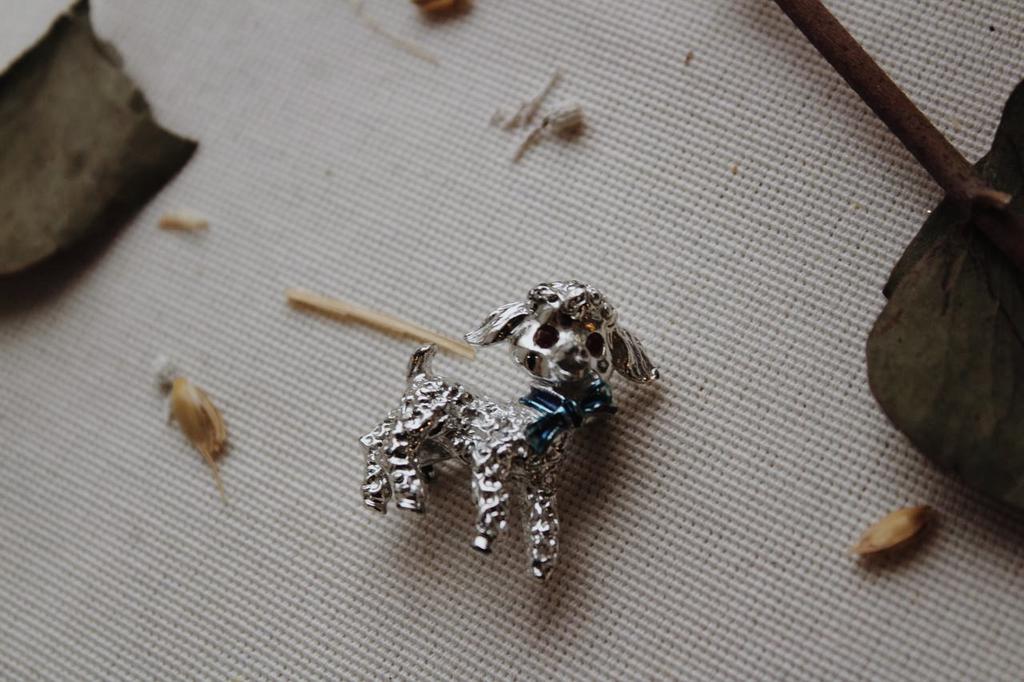 Винтажная брошь «Овечка»