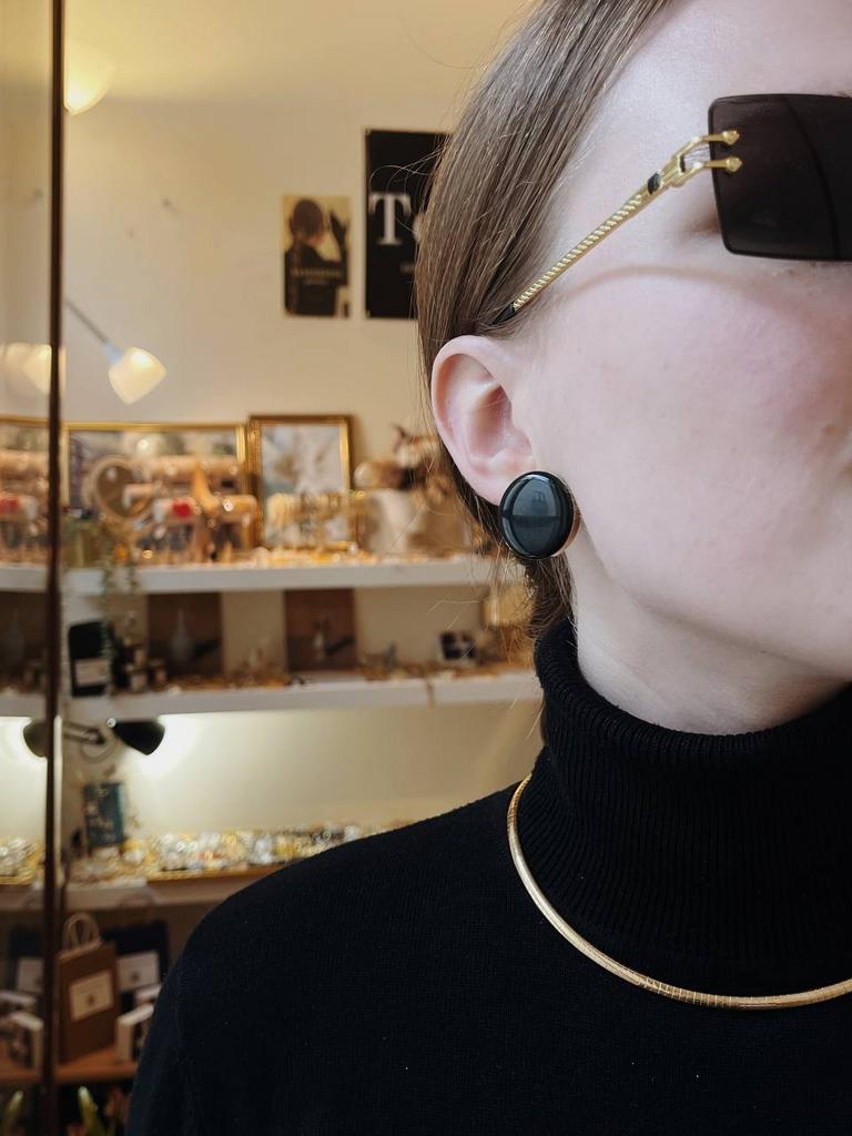 Винтажные клипсы с чёрной вставкой Napier