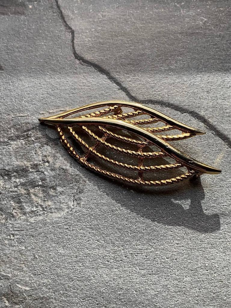 Винтажная брошь «Twice»