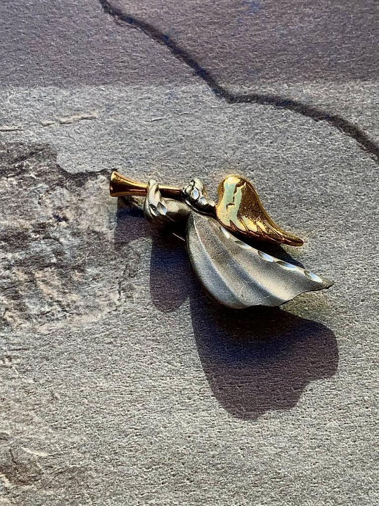 Винтажная брошь «Ангел»