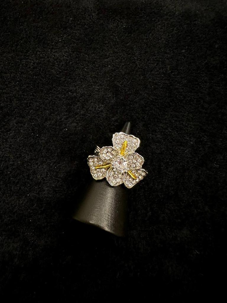 Кольцо «Белая незабудка» 17-17,5 размера