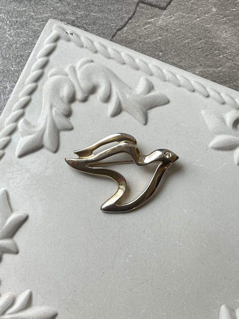 Винтажная брошь «Ласточка»