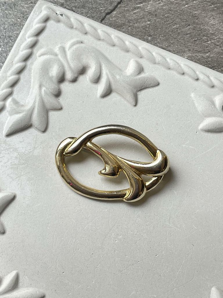 Винтажная брошь «Гибкая веточка»