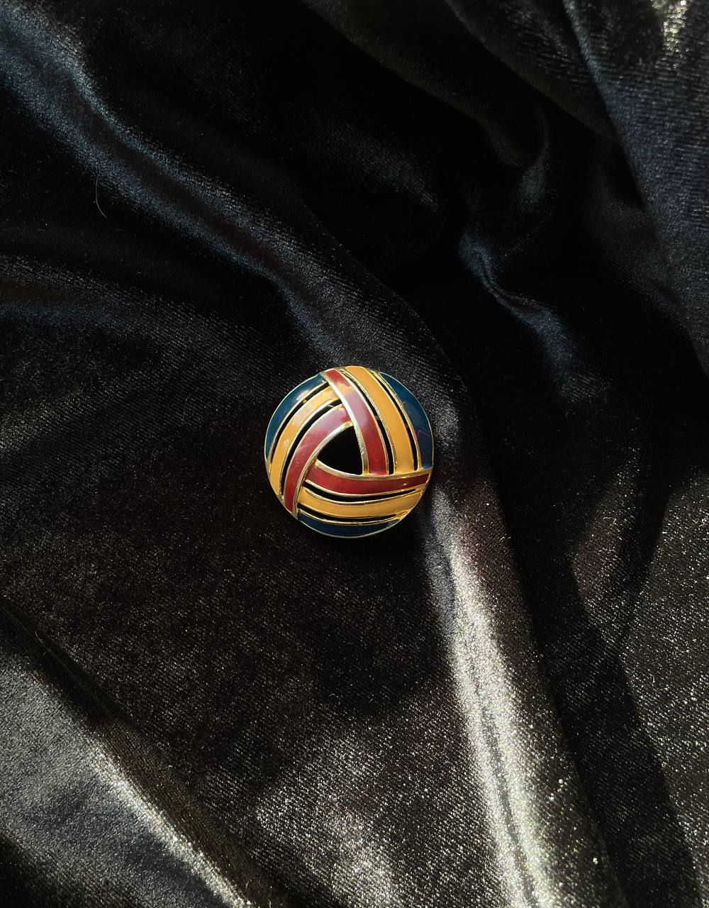 Винтажная брошь «Смешение цветов»