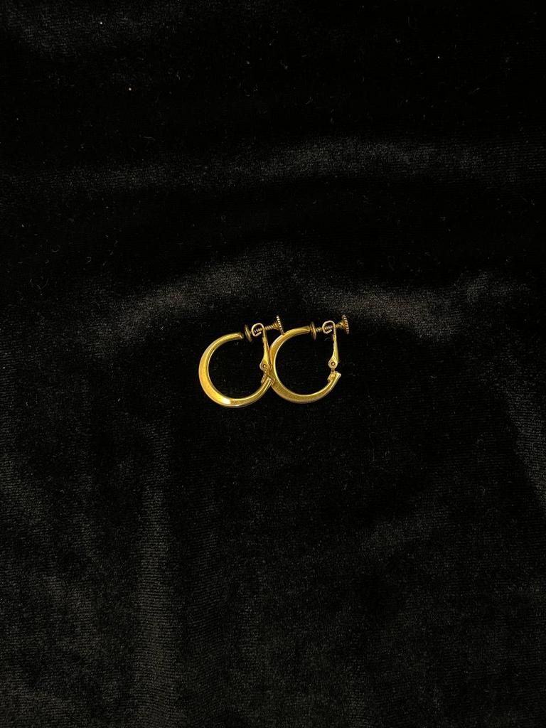 Винтажные клипсы классические в золотом оттенке