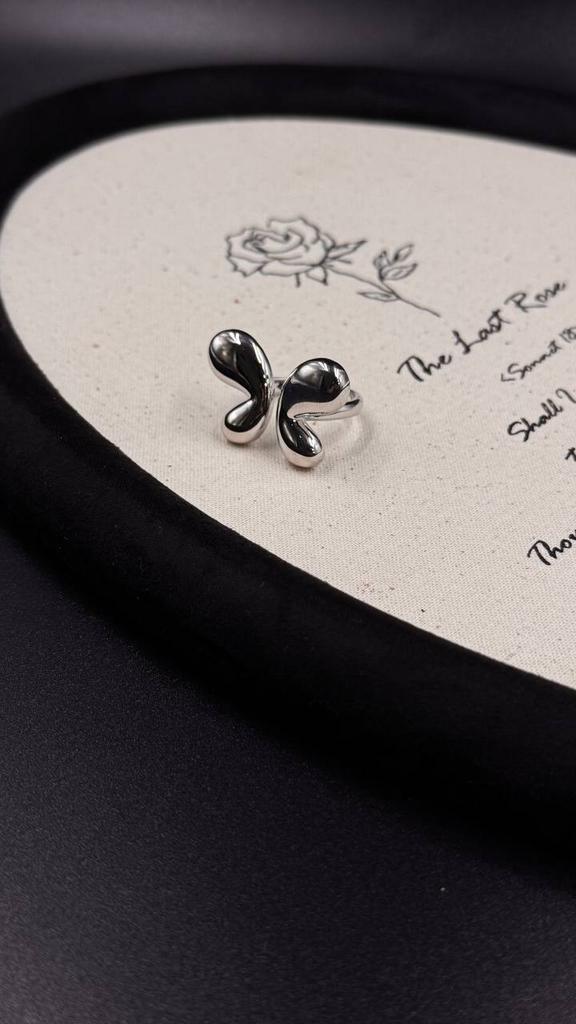 Кольцо Бабочка регулируемое