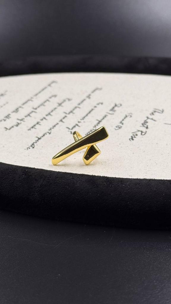 Кольцо "Две линии" золотистое 15 размера