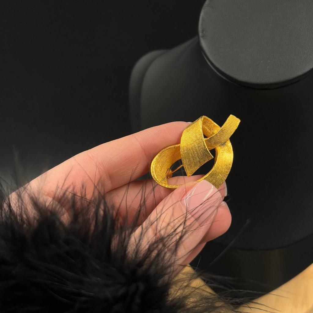 Винтажная брошь "Завиток сердца" Van S Authentics