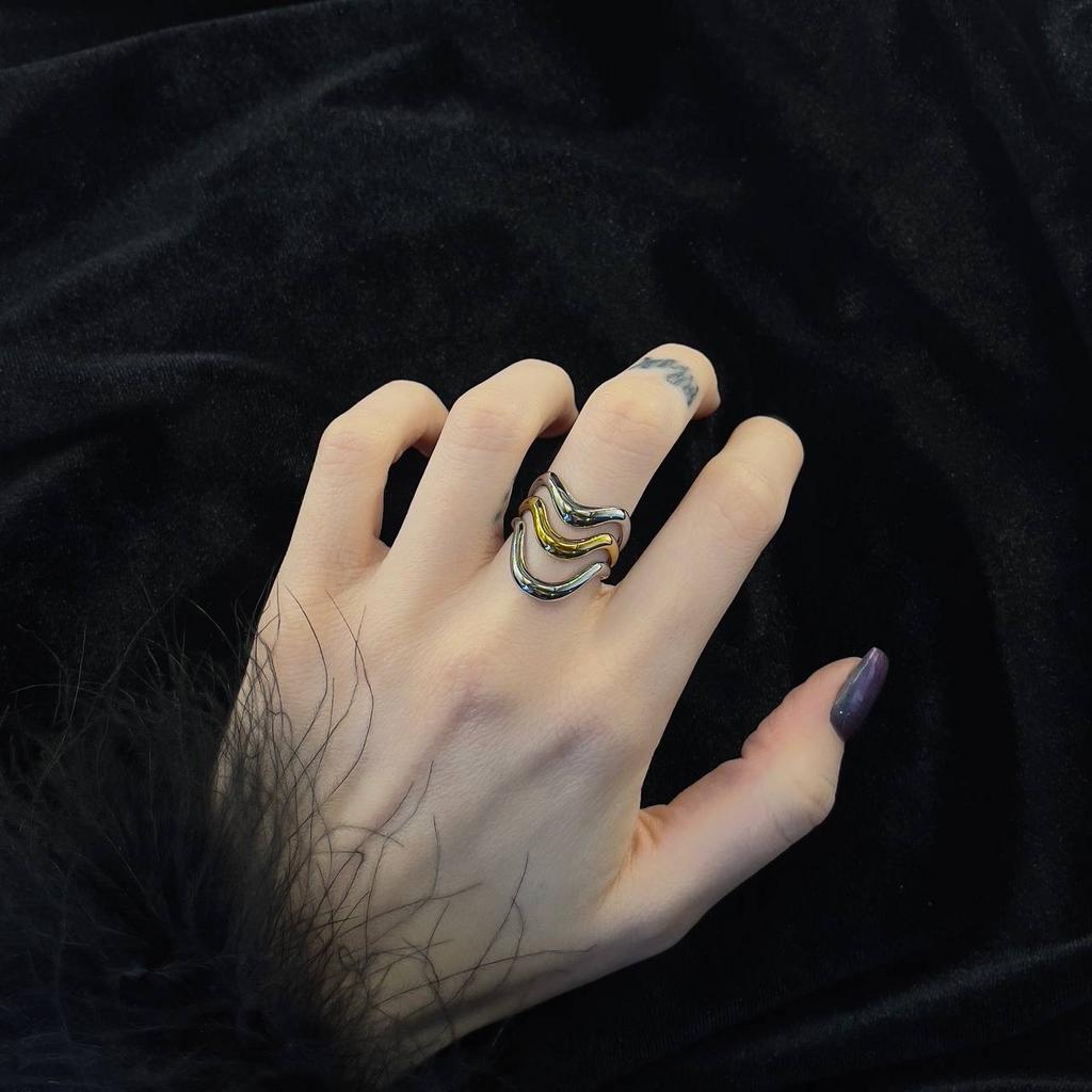 Кольцо «Ломанная симметрия»