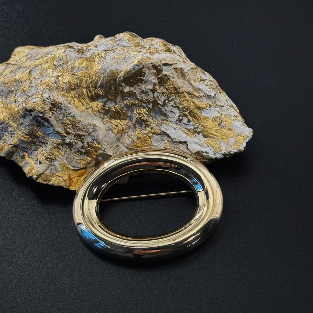 Винтажная брошь "Минимализм"