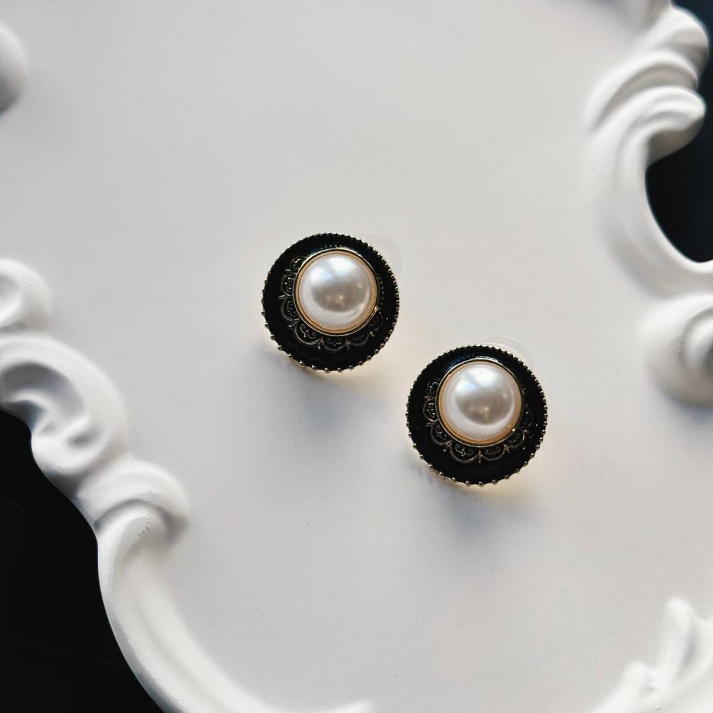 Серьги "Одри на сцене"