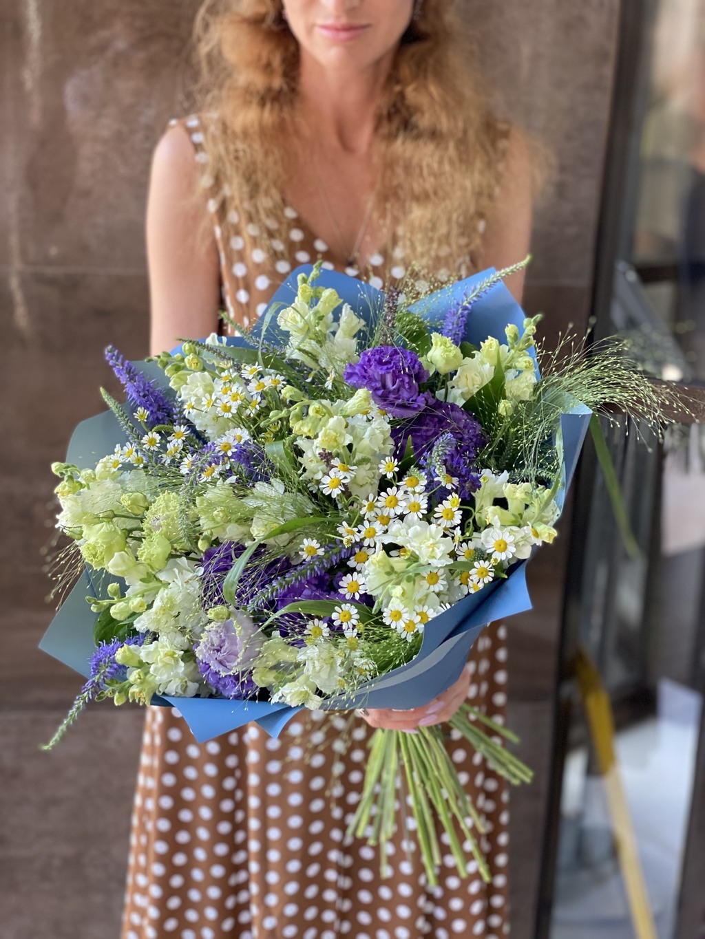 Бело-голубая гамма №648