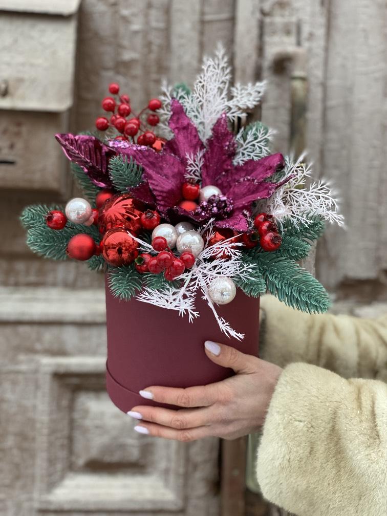 Красный амариллис искус №905