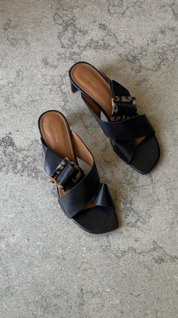 Сабо &otherstories, 38