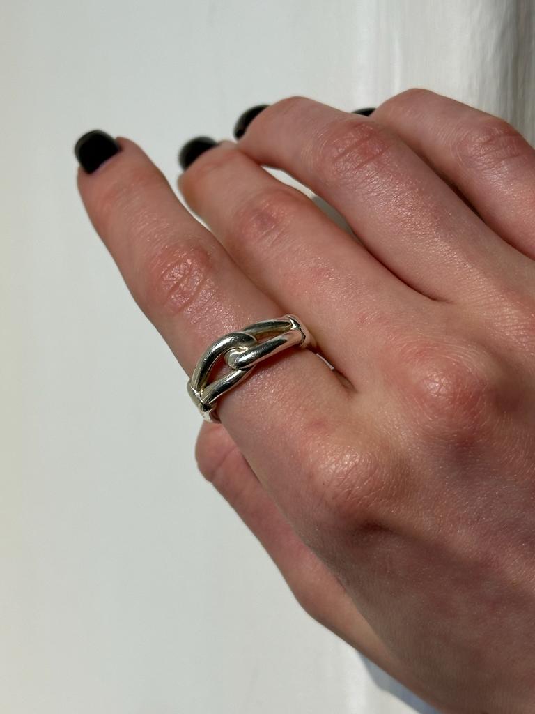 Кольцо-узел Tiffany&Co