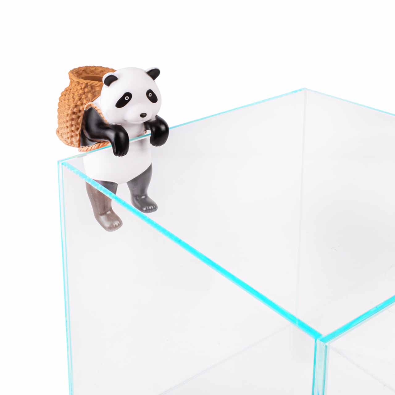 Украшение для аквариума MASHA BLOOM Панда с корзинкой