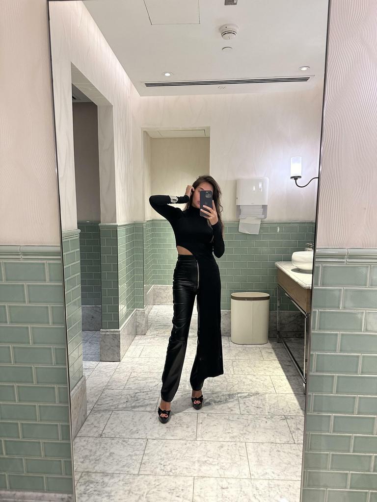 Брюки с замком из эко кожи