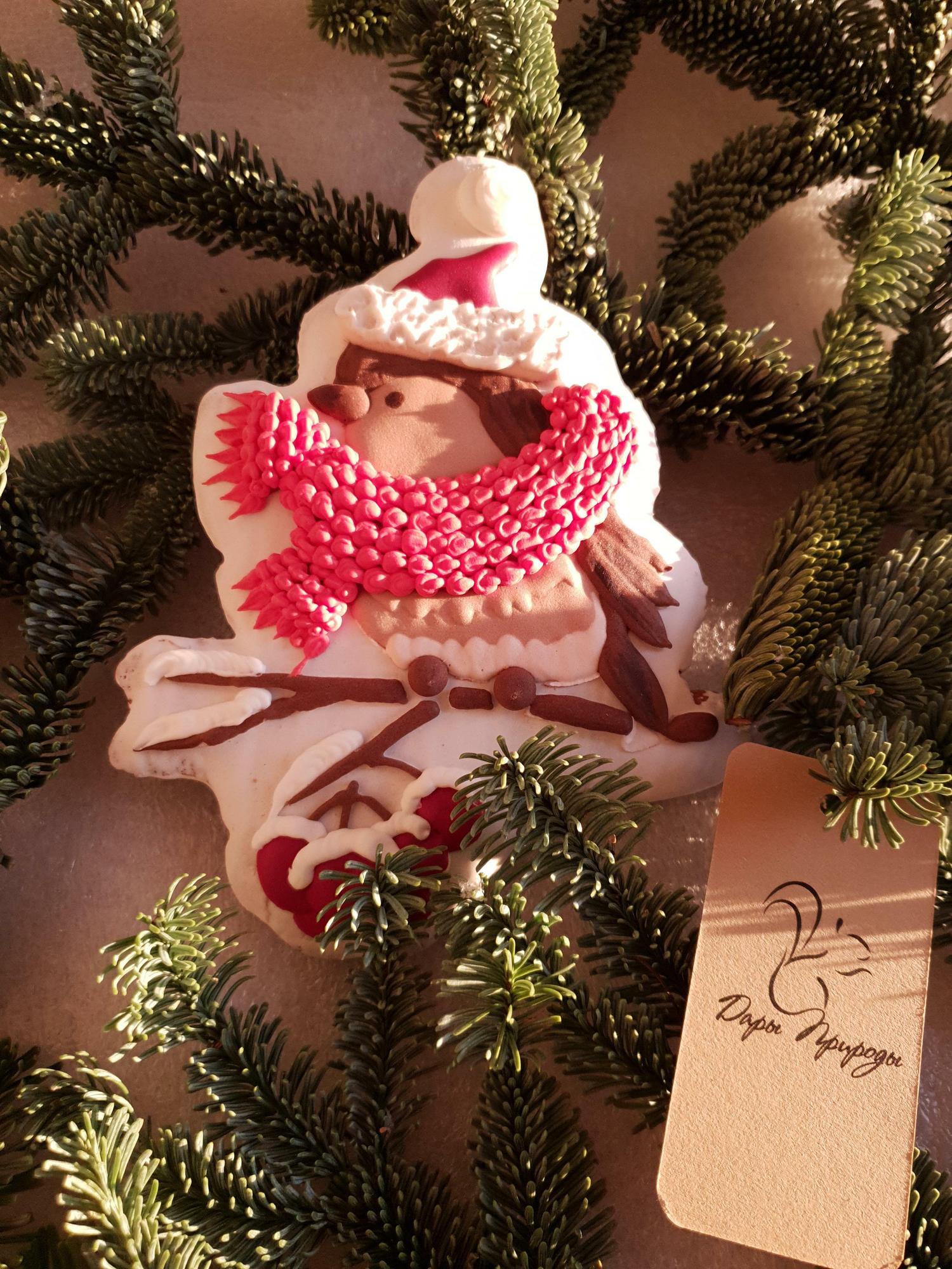 Штучный пряник " Снегирь  на ветке рябины"