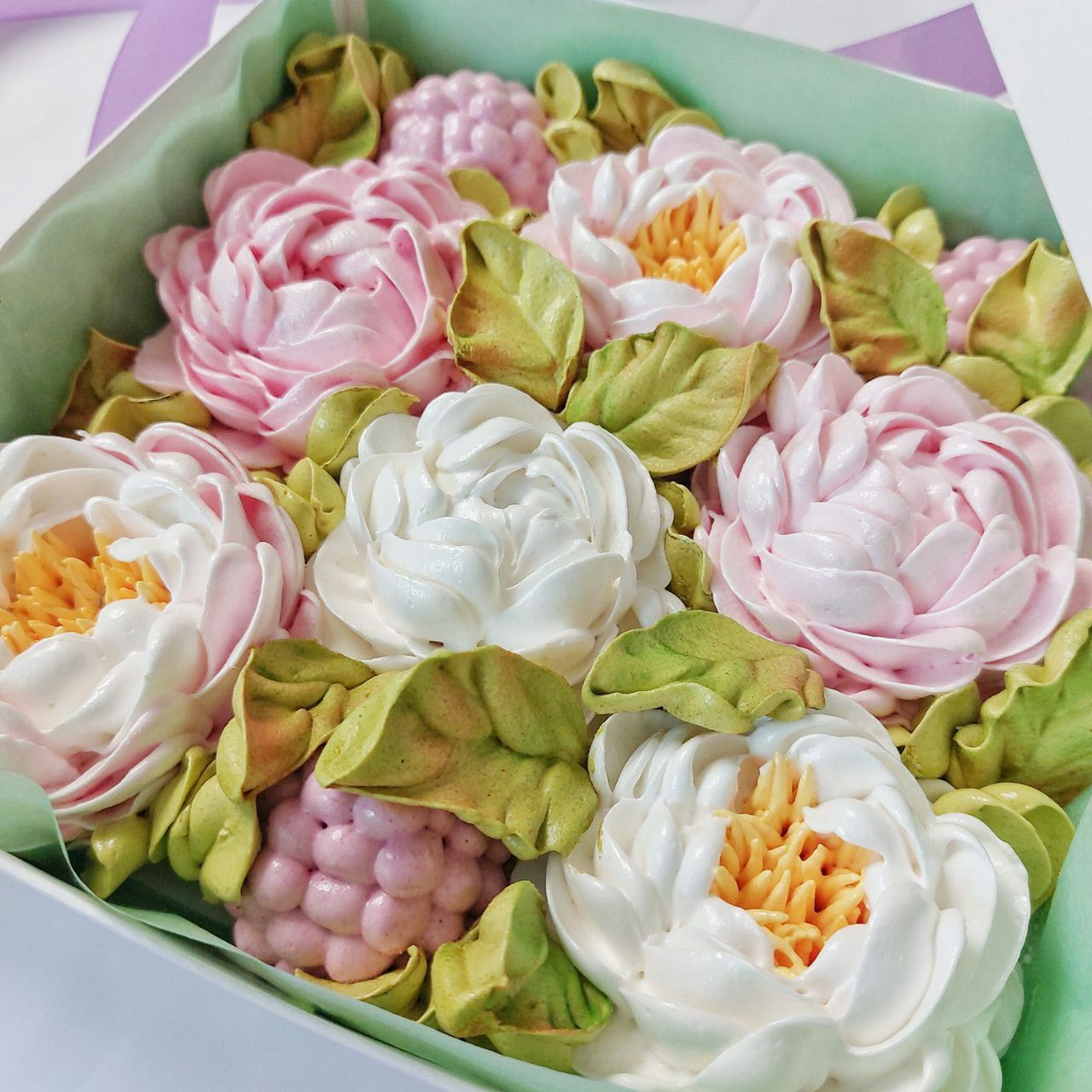 Лимитированная коллекция квадратных коробок с зефиром