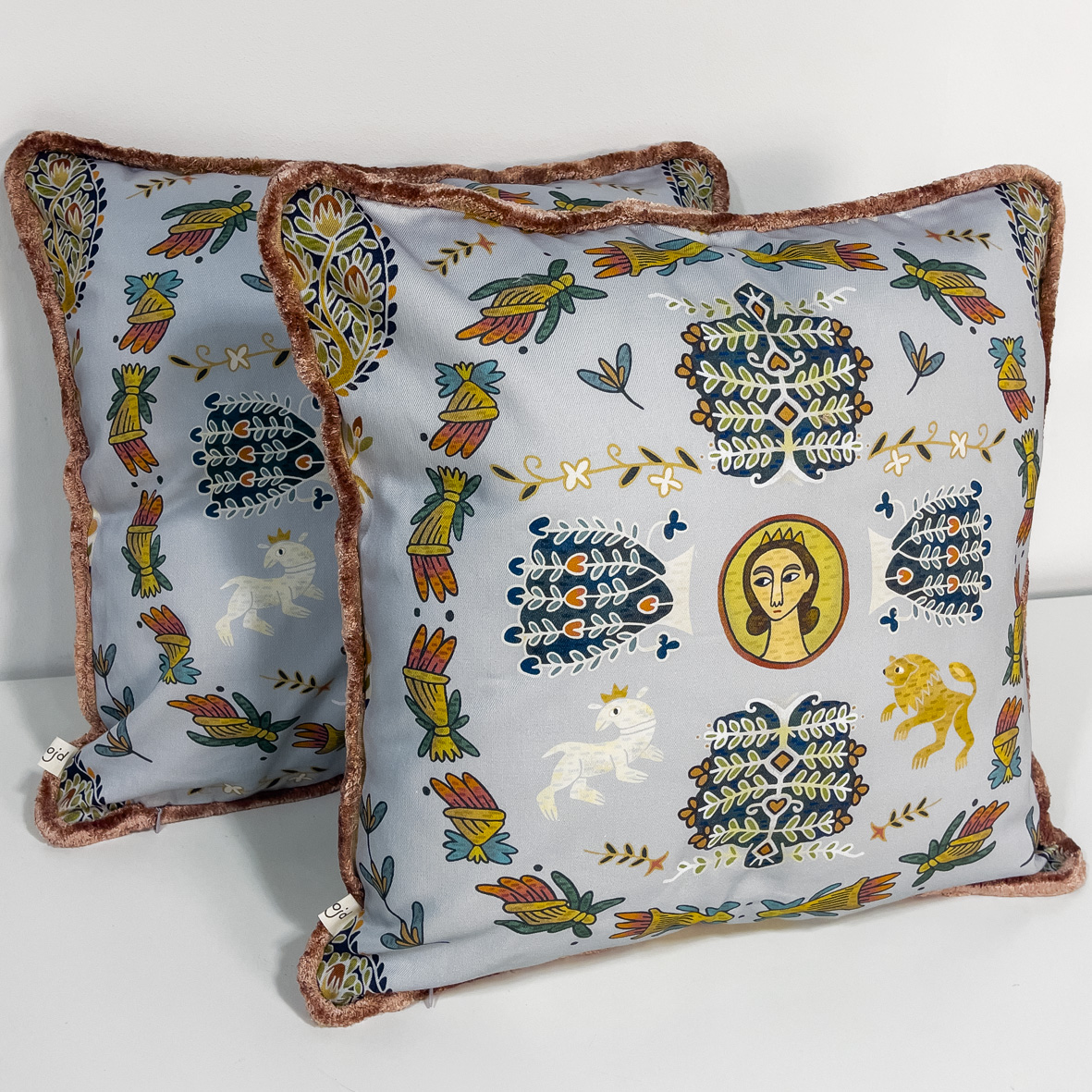 Подушка Коптская (серый фон)