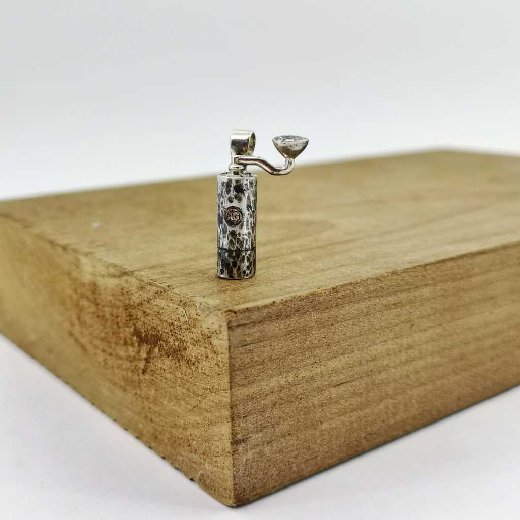 Ручная кофемолка с чернением