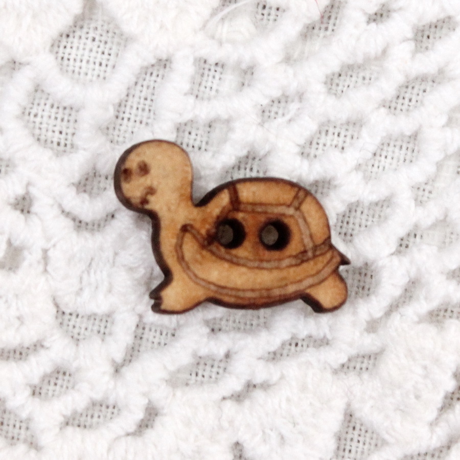 -Пуговицы,  черепашка