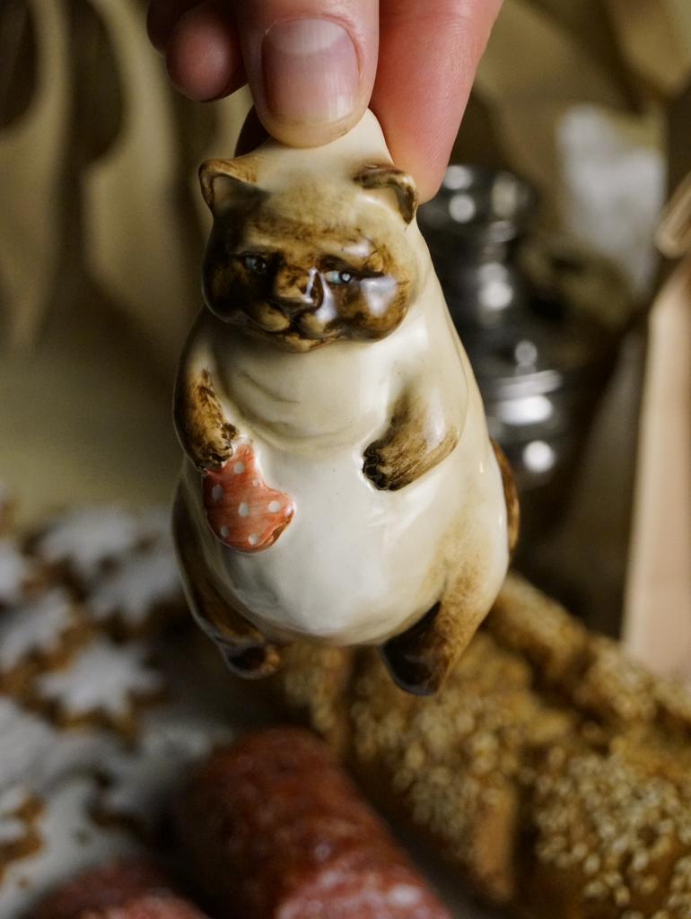 Елочная игрушка «Non, je ne regrette rien”