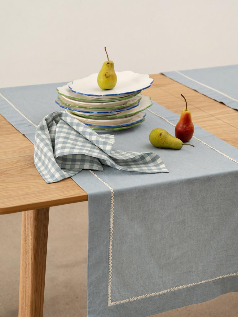 Раннер с кружевом из варёного хлопка «Тёплая речка» от Pure Linen