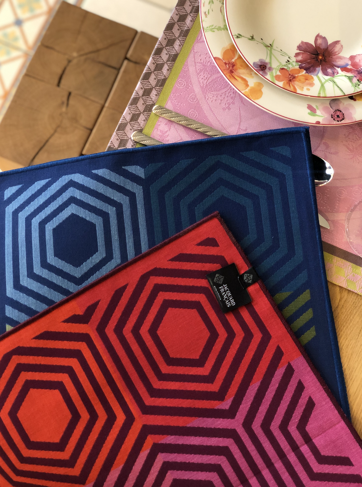 Набор плейсматов (4 шт) Kaleidoscope Vibration purple 50*36см, хлопок, Le Jacquard Français